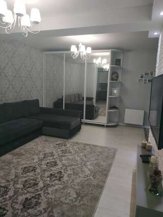 Апартаменты Apartament lux sect. Riscani Кишинёв Апартаменты-5